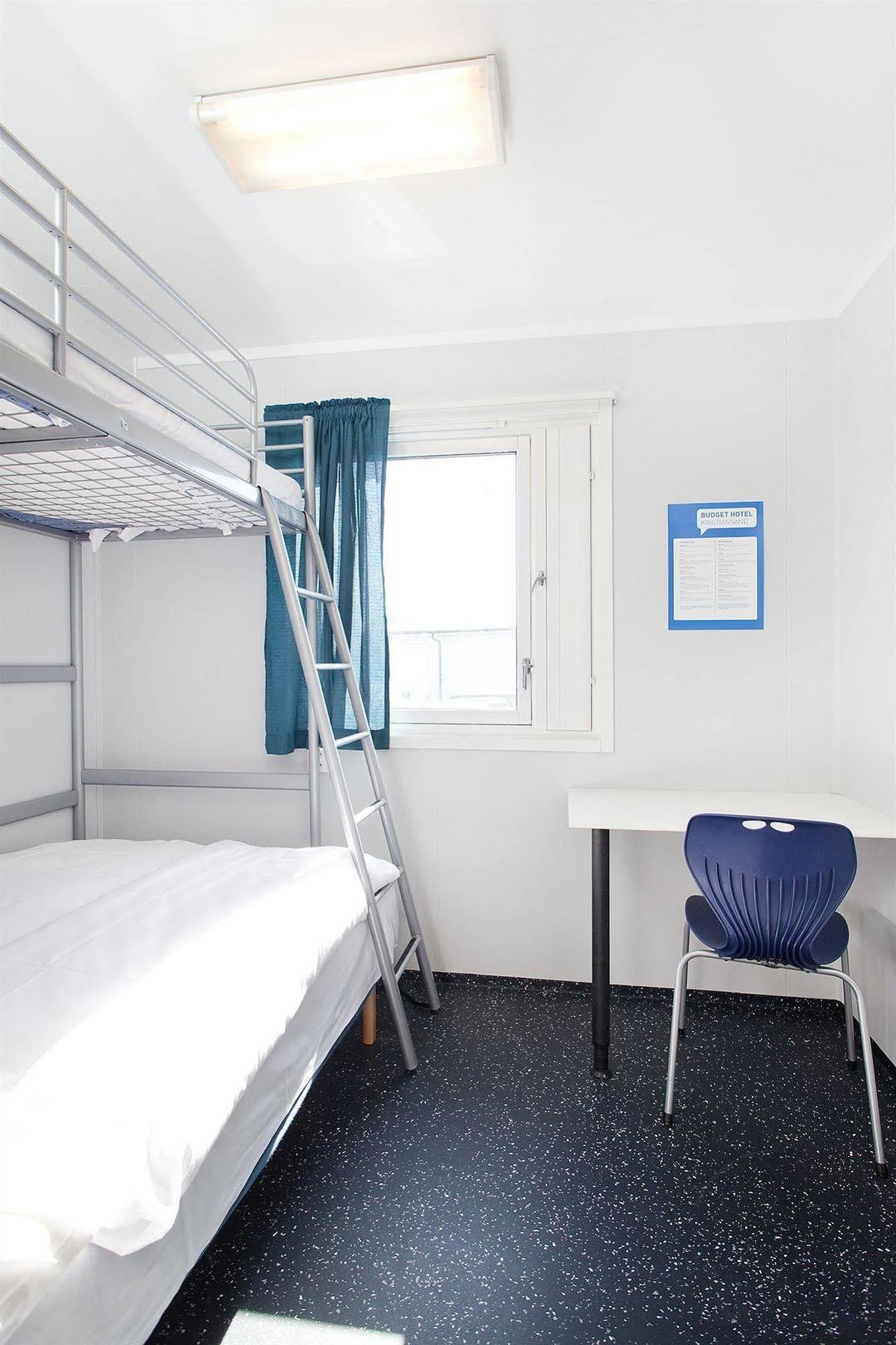 Budget Hotel Кристиансан Екстериор снимка